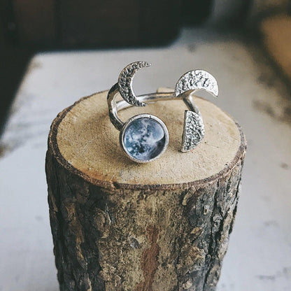 Moon Phase Sculpture Ring - petguardiansupplies