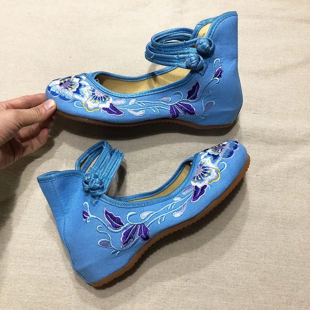 Veowalk Vintage Women Cotton Flower Embroidery Shoes Ladies Casual Chinese Style Comfortable Soft Canvas Dance Ballets Ballerina - petguardiansupplies