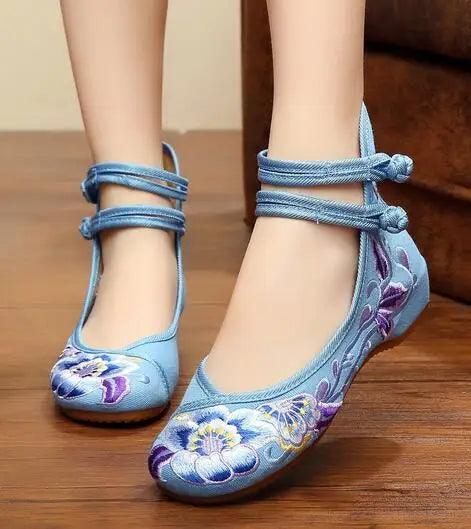 Veowalk Vintage Women Cotton Flower Embroidery Shoes Ladies Casual Chinese Style Comfortable Soft Canvas Dance Ballets Ballerina - petguardiansupplies