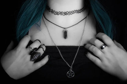 Cerridwen Pentagram Necklace-1