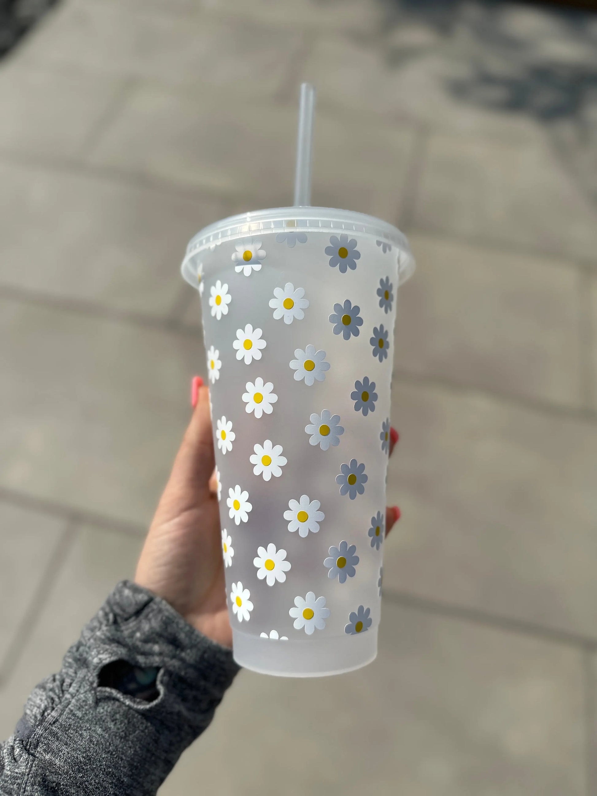 Daisy Tumbler Venti Cold Cup 24oz - With Straw - (Name Can Be Added)-2