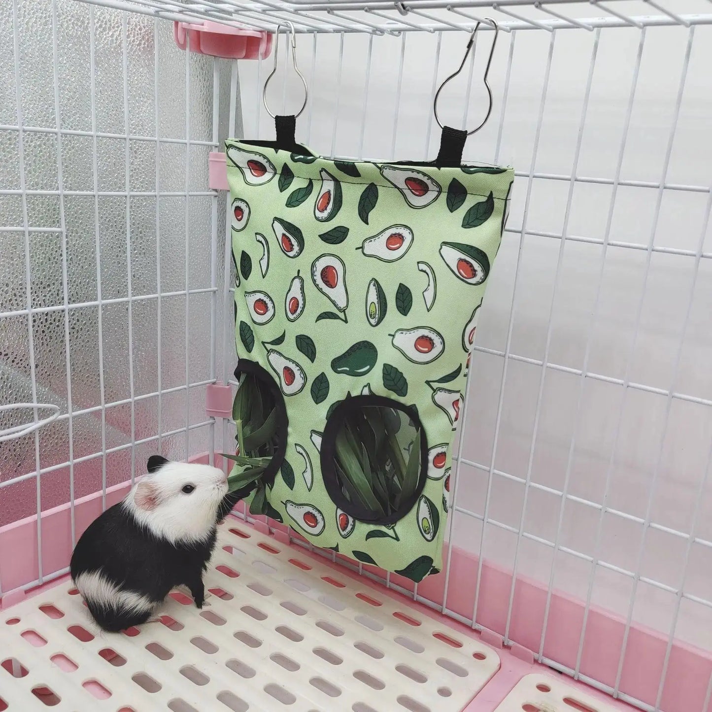 Guinea Pigs 2/3 Holes Hay Feeding Bags Strawberry Printed Rabbit Hanging Feeder Chinchilla Food Organizer Pet Cage Supplies - petguardiansupplies