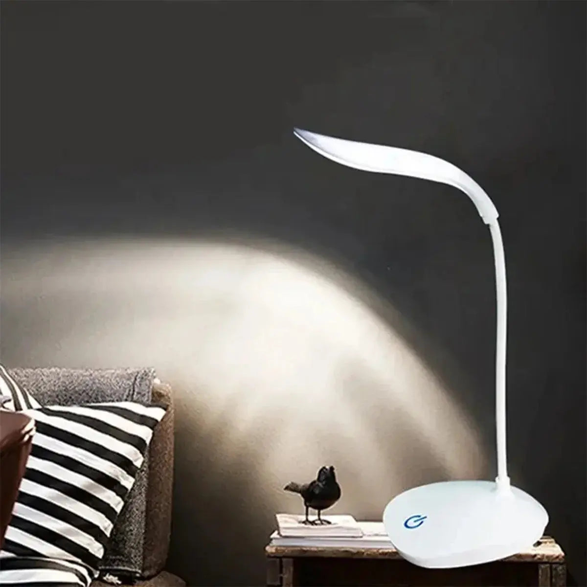 LED Reading Desk Lamp Portable Desk Lamp USB Charging Table Light Touch Dimming Learn Eye Protection Light Room Office Lighting - petguardiansupplies