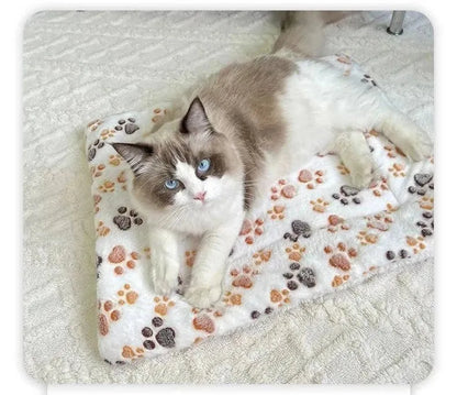 Flannel Pet Sleeping Mat Dog Bed Cat Litter Puppy Bed Dog Sofa Lovely Mattress Cushion for Small Large Dog Blanket Pet Supplies - petguardiansupplies