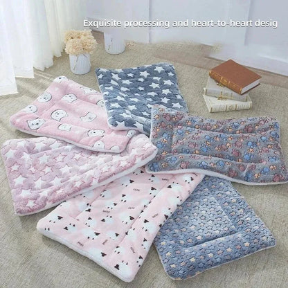 Flannel Pet Sleeping Mat Dog Bed Cat Litter Puppy Bed Dog Sofa Lovely Mattress Cushion for Small Large Dog Blanket Pet Supplies - petguardiansupplies