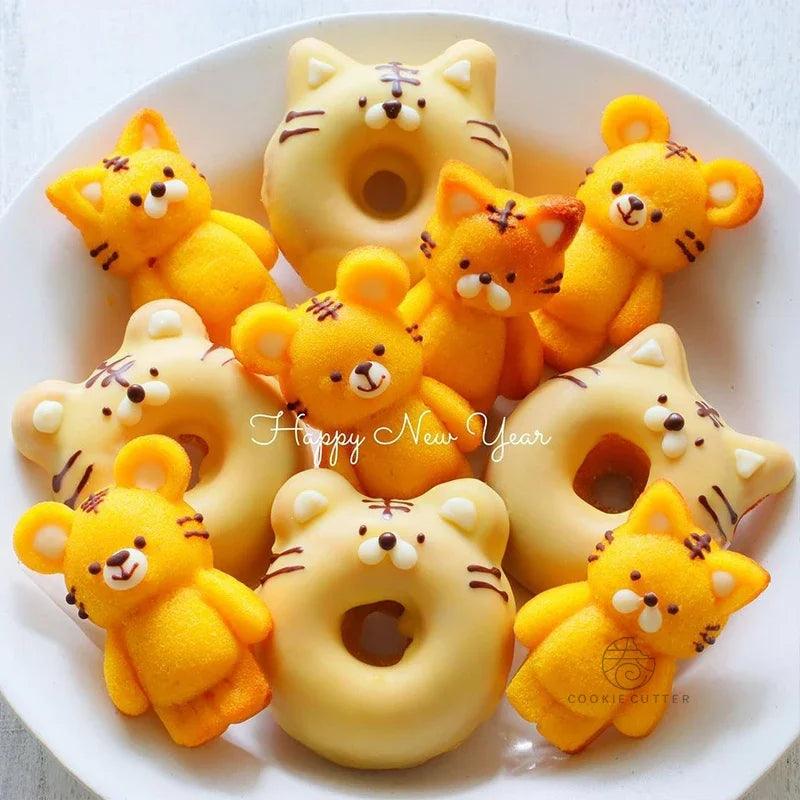 Doughnuts Baking Mold Cake Cartoon Bear Chocolate Cake Pan Molds Pastry Tools Accessories Kitchen Baking Form Tools Accessories - petguardiansupplies