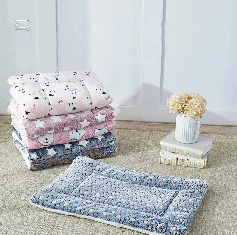 Flannel Pet Sleeping Mat Dog Bed Cat Litter Puppy Bed Dog Sofa Lovely Mattress Cushion for Small Large Dog Blanket Pet Supplies - petguardiansupplies