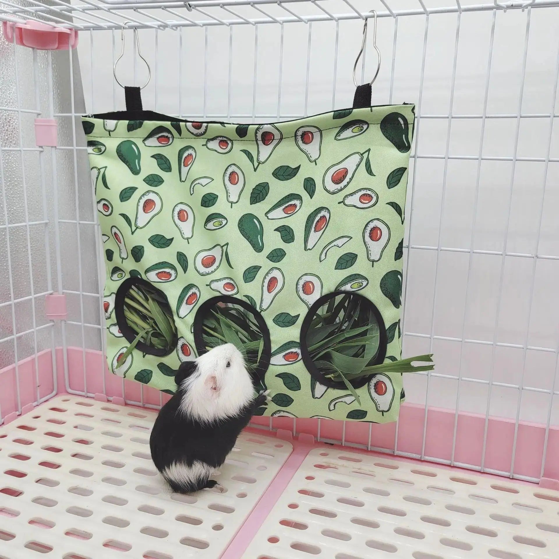 Guinea Pigs 2/3 Holes Hay Feeding Bags Strawberry Printed Rabbit Hanging Feeder Chinchilla Food Organizer Pet Cage Supplies - petguardiansupplies