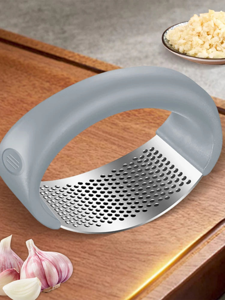 Stainless Steel Garlic Masher Manual Garlic Chopper Curve Garlic Press Crusher for Fruit Vegetable Kitchen Gadget Accessories - petguardiansupplies